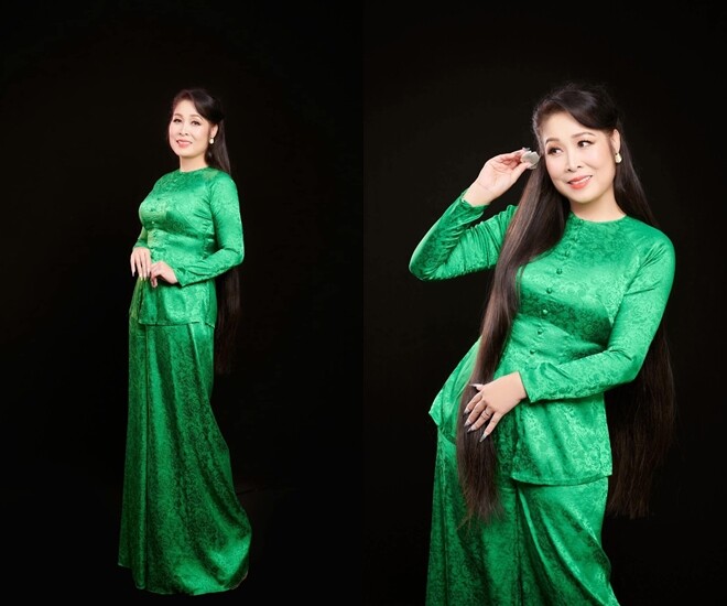 Diễn viên Hồng Vân khoe vẻ dịu dàng, nền nã. 