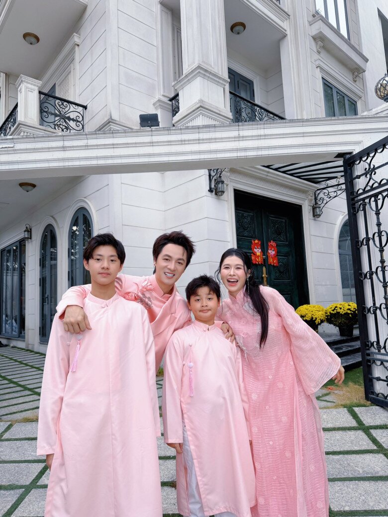 Sao Việt 24h: amp;#34;Dâu hào mônamp;#34; Đặng Thu Thảo trổ tài bày mâm ngũ quả, sắc vóc mẹ 3 con gây ngưỡng mộ - 13