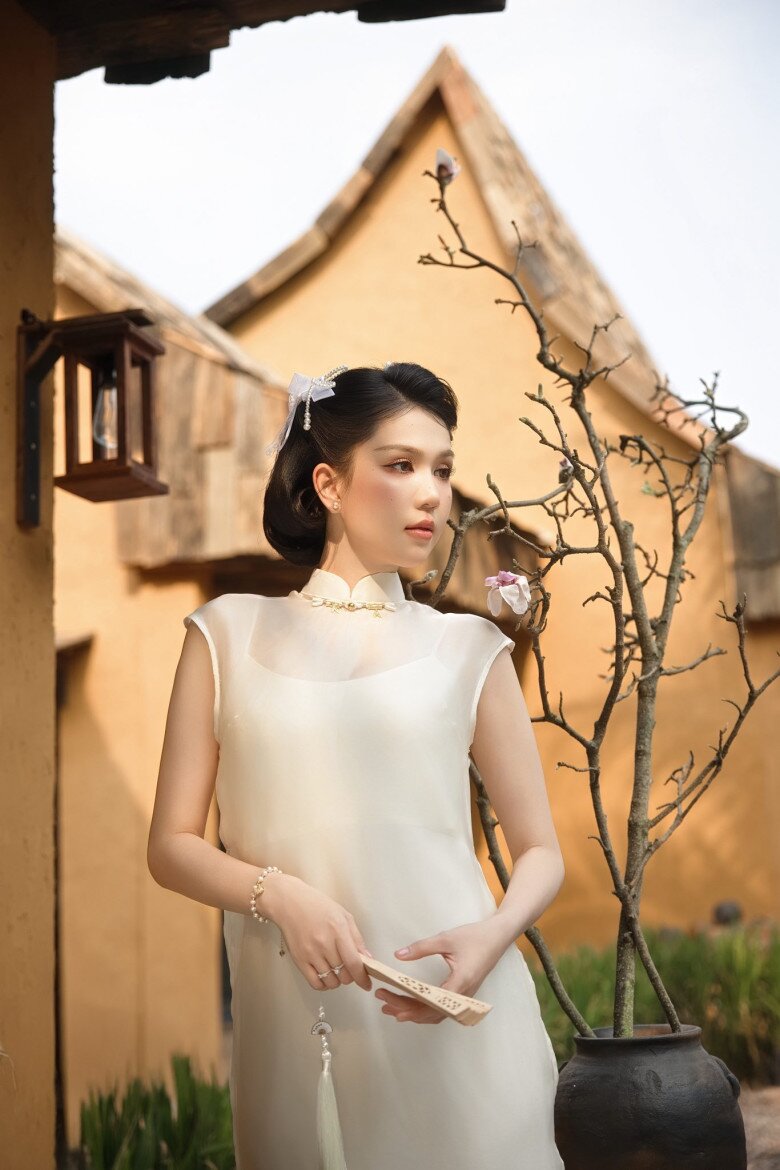 Sao Việt 24h: Những bức thư tay nhoè nước mắt Lọ Lem viết cho bố Quyền Linh dù chỉ cách nhau 1 cánh cửa - 10