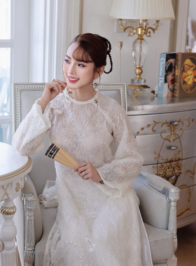 Sao Việt 24h: Nguyễn Văn Chung khoe con trai lớn phổng, 14 tuổi mặc đồ giống bố trông amp;#34;như 2 giọt nướcamp;#34; - 9