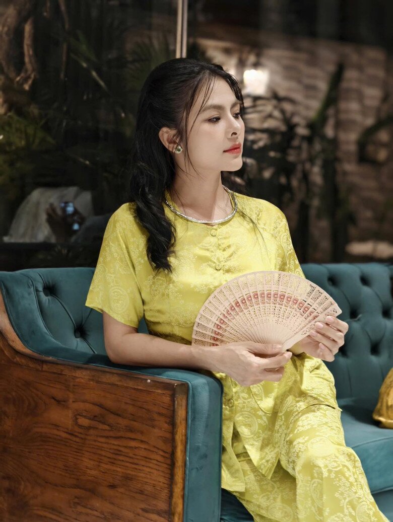 Sao Việt 24h: Nhã Phương kể hành trình sinh con thứ 3 khi vắng chồng, Trường Giang cứ nhìn thấy vợ là bật khóc - 11