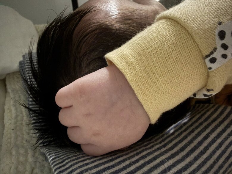 Sao Việt 24h: Quang Dũng mở tiệc trong biệt thự 400m² thiết đãi bạn bè nghệ sĩ, Thanh Thảo thoải mái bên amp;#34;người cũamp;#34; - 10