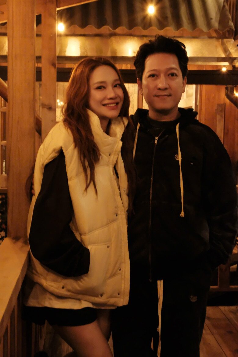 Sao Việt tổng kết năm 2025: Lệ Quyên viên mãn bên tình trẻ, Thanh Lam đăng ảnh gia đình đông đủ có cả Quốc Trung - 3