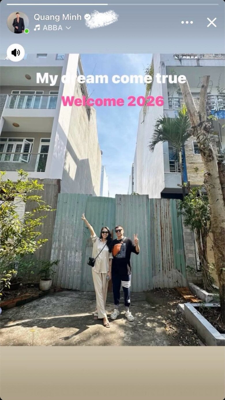 Quang Minh và vợ kém 37 tuổi khoe cơ ngơi mới.