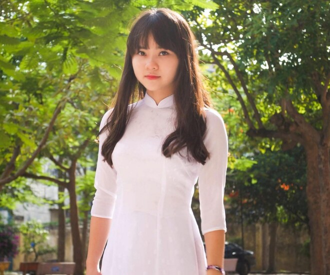 Ca - nhạc sĩ Ngô Lan Hương vừa gây chú ý khi tham gia Em xinh say hi mùa 1.