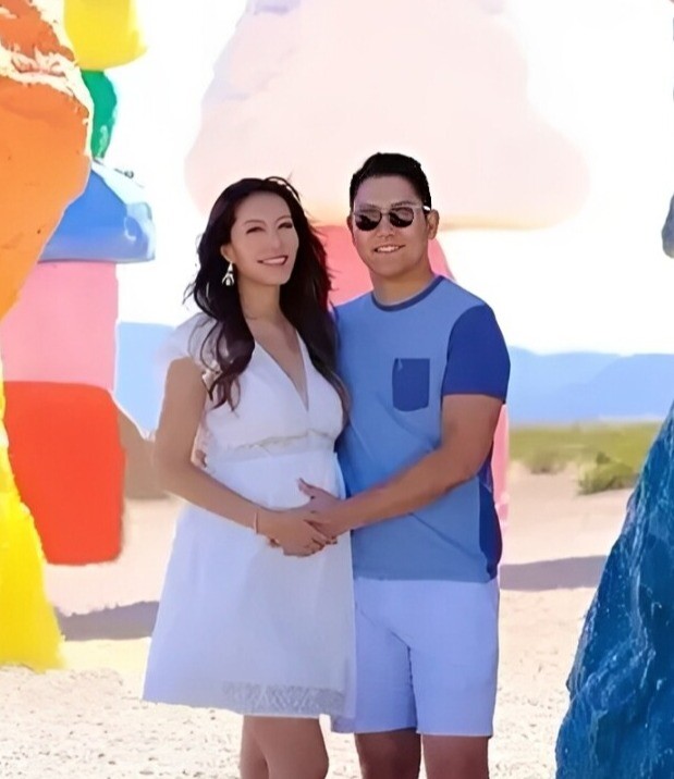 Á hậu bỏ showbiz lấy chủ thầu xây dựng, 2 năm dính bầu 2 bé, khoe bụng vượt mặt với bikini amp;#34;đốt mắtamp;#34; người xem - 4