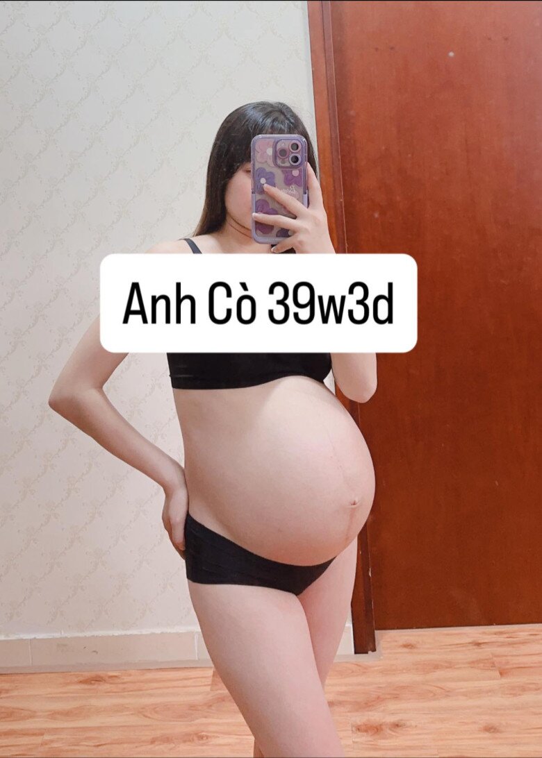 Trước đó ở lần bầu con đầu lòng, mẹ bỉm gen Z cũng được xin vía chiếc bụng không tỳ vết.