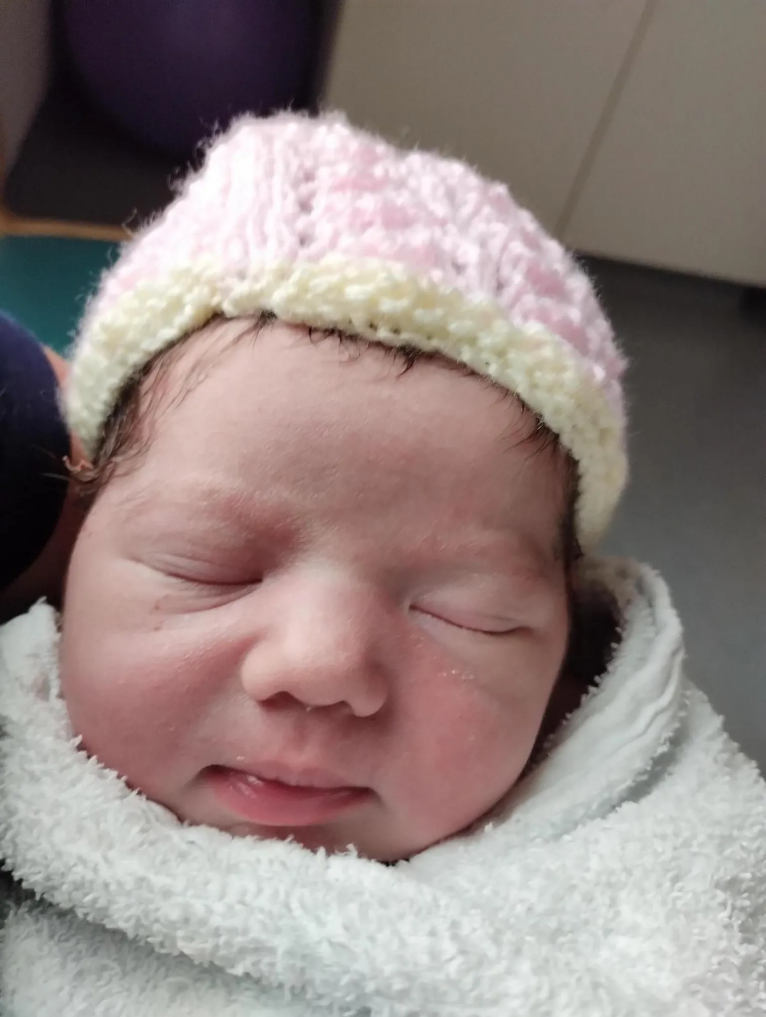 Nhóc tỳ được cụm rạp tặng vé xem phim miễn phí trọn đời.