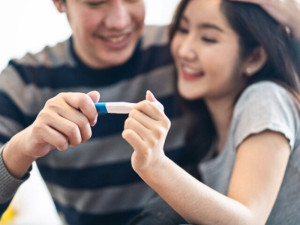 Bộ phận này trên cơ thể nam giới càng ấm áp, càng dài khỏe càng dễ sinh con, chị em sung sướng chờ tin "2 vạch"