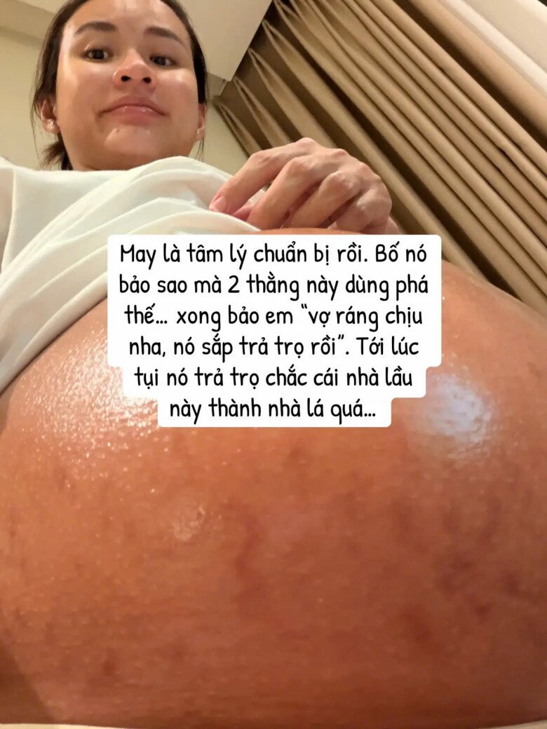 9X chia sẻ chiếc bụng bầu đôi đầy vết rạn ở tháng cuối.