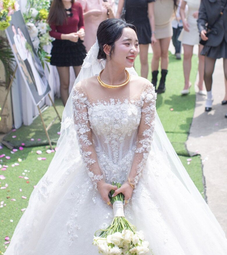 Không lâu sau đám cưới, chị Vân Anh hạnh phúc biết tin mang thai con đầu lòng.