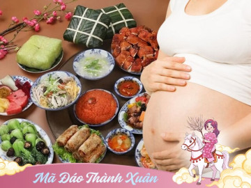 Bà bầu - Bánh chưng, dưa hành thơm lừng trong mâm cỗ Tết bà bầu ăn được không? Bánh mứt ngọt lịm dùng bao nhiêu là an toàn