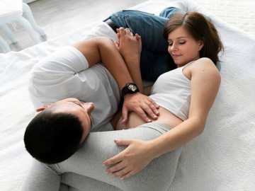 Bà bầu - Vợ chồng đều đặn "sinh hoạt" kiểu này khi lên giường, con sinh ra sẽ khỏe mạnh thông minh