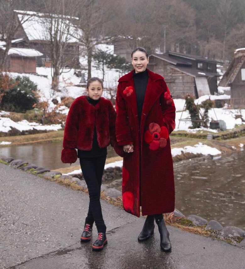 Con gái Hoa hậu Hà Kiều Anh xinh như thiên thần tuổi lên 11, cùng mẹ làm hành động ý nghĩa mỗi dịp Tết Nguyên đán - 26