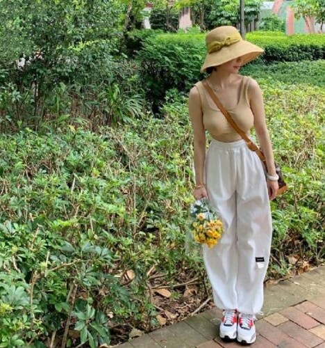 Huỳnh Đa Đa nhận về khá nhiều ý kiến trái chiều, thậm chí nhiều người còn hoài nghi cô bé đã phẫu thuật thẩm mỹ.