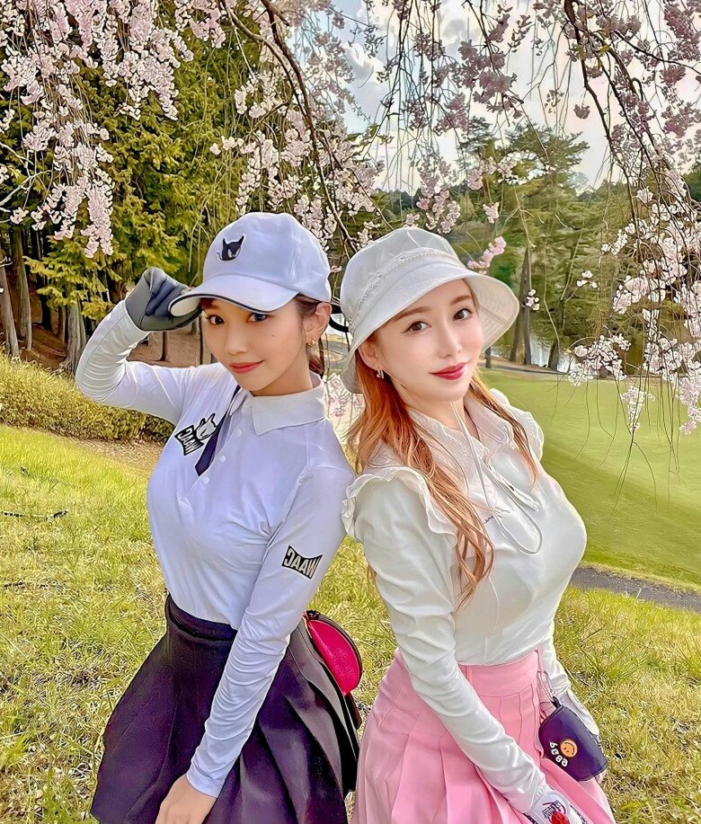 Bé gái 13 tuổi sinh con gây chấn động, vừa đi học vừa làm mẹ, 20 năm sau mới nói đến bố đứa trẻ - 2