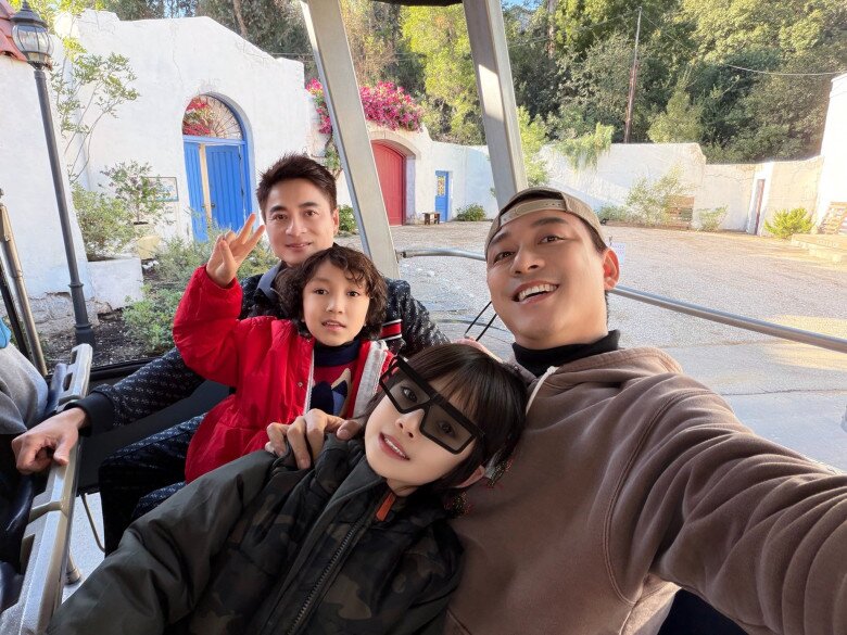 Các con trai, con gái Tuấn Hưng gây chú ý vì sở hữu vóc dáng cao lớn phổng phao ở tuổi mới.