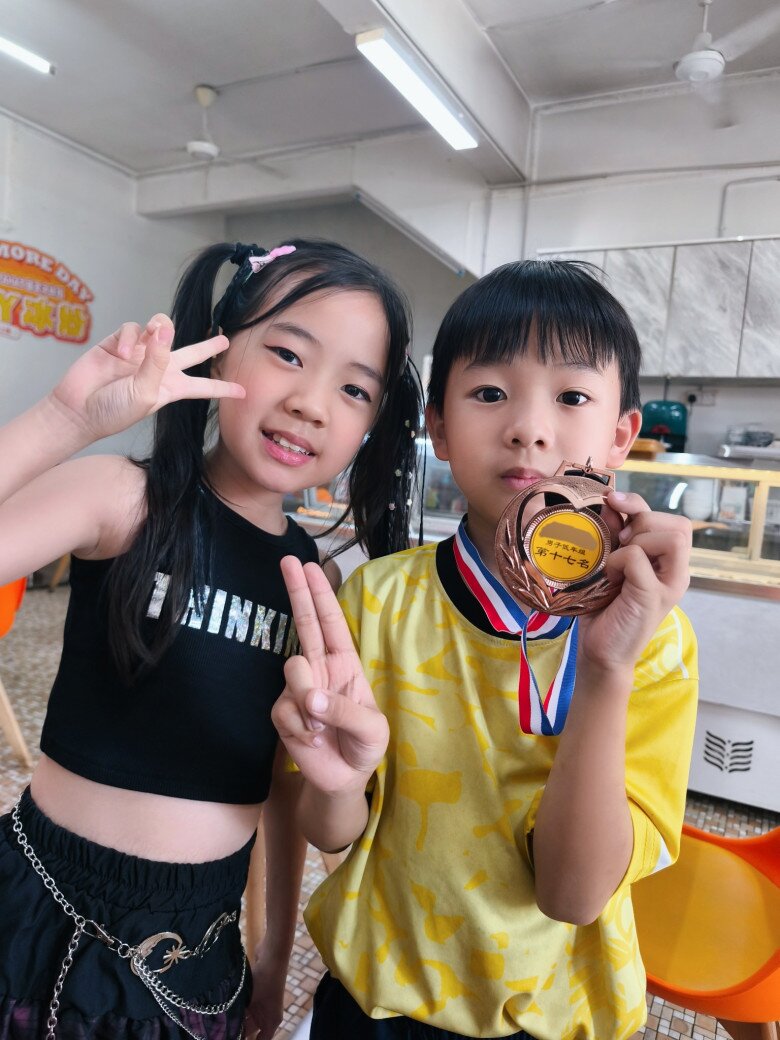 Bố mẹ né tránh giáo dục giới tính, con tò mò về amp;#34;chuyện ấyamp;#34;, làm điều cấm kỵ - 2