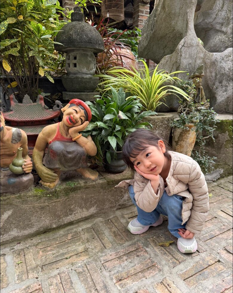 Thị Nở nào mà xinh như bé Bún vậy?