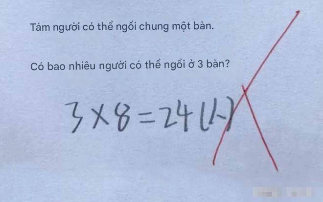 Con khóc nức nở vì tính 3 x 8  24 bị gạch sai, mẹ đi đòi công bằng, cô giáo giải thích mà ngã ngửa - 2