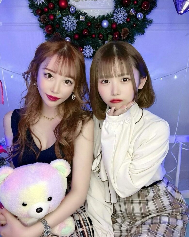 Bé gái 13 tuổi sinh con gây chấn động, vừa đi học vừa làm mẹ, 20 năm sau mới nói đến bố đứa trẻ - 1