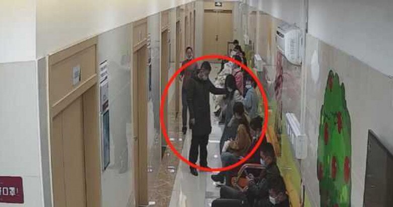 ... khi có em vợ tới giúp, anh nhanh chóng quay trở lại với công việc.