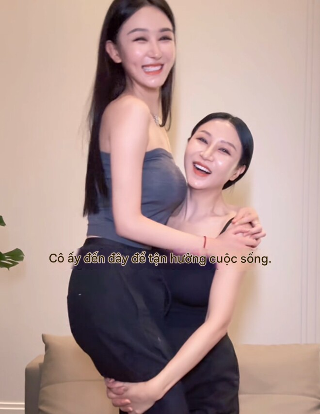 Mỗi video của hai mẹ con luôn thu hút hàng trăm nghìn, hàng triệu lượt xem.