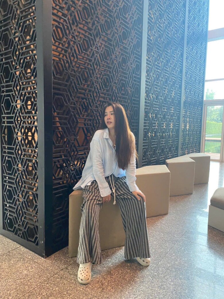 Bà nội ở TP.HCM bị bạn của con trai trêu: amp;#34;Gọi là chị thôi nhé!amp;#34;, nói gần 60 tuổi không ai tin - 16