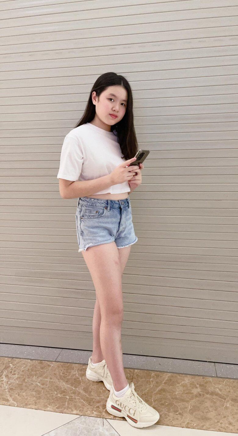 Nhiều người kỳ vọng Victoria sẽ là nàng hậu tài sắc vẹn toàn ở Việt Nam.