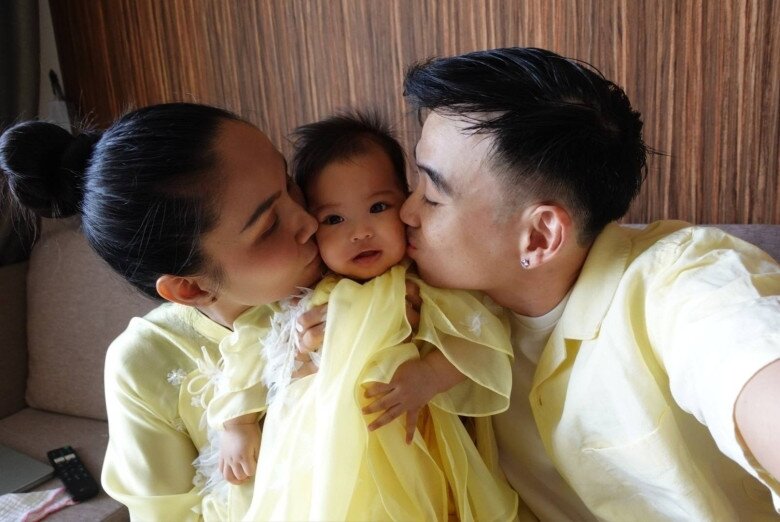 Đây là Tết đầu tiên của bé Harley - con gái Hoa hậu HHen Niê và chồng đạo diễn.