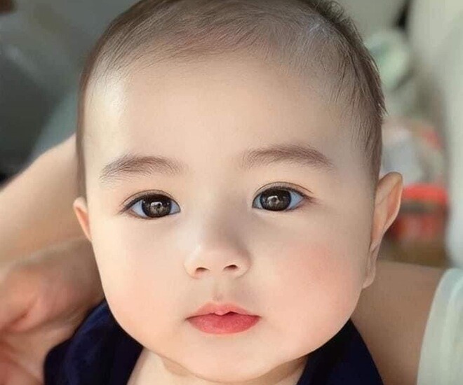 Việc đặt tên cho con trai năm 2026 mang ý nghĩa phong thủy sâu sắc, ảnh hưởng đến vận mệnh, tính cách và tương lai của bé. Ảnh minh họa