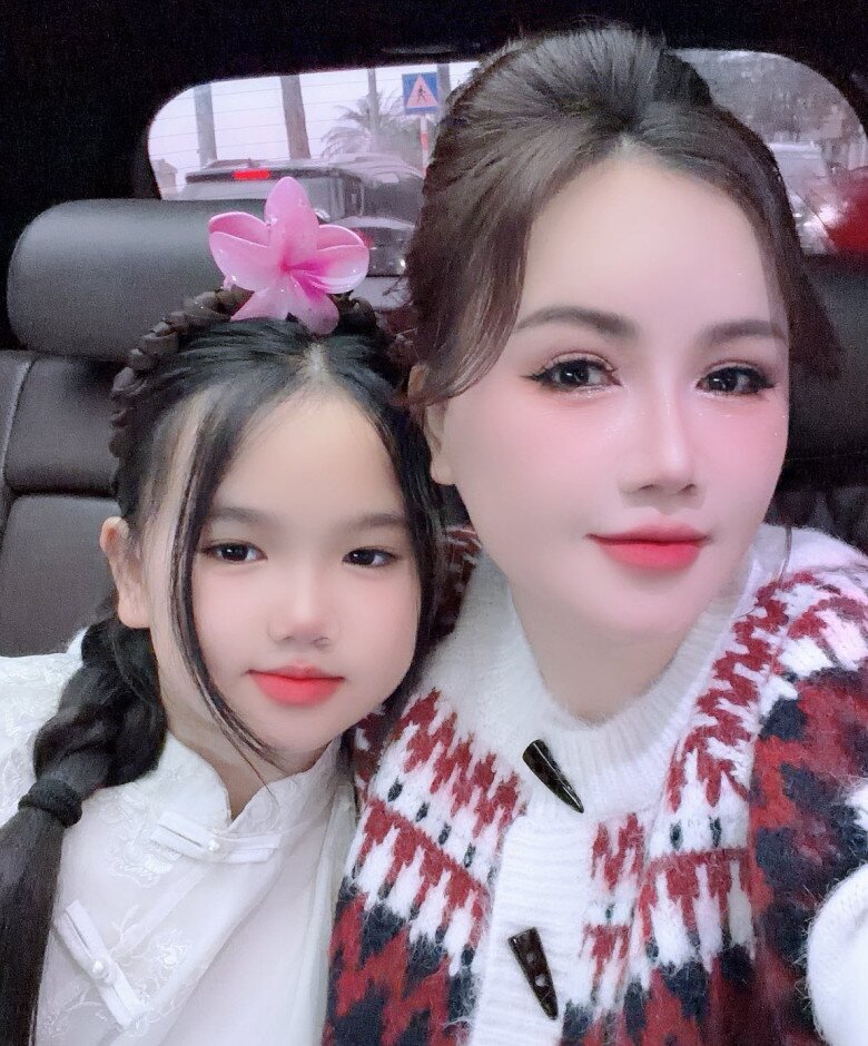 Diễn viên phim VTV 18 tuổi sinh con rồi làm mẹ đơn thân, giờ 51 tuổi trẻ đẹp như chị em với con gái hot girl - 4