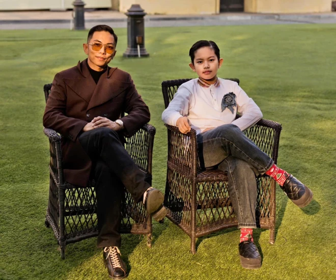 Khánh Thi khoe ảnh amp;#34;cha nào con nấyamp;#34; của Phan Hiển, Kubi càng lớn càng điển trai, giỏi giang - 4