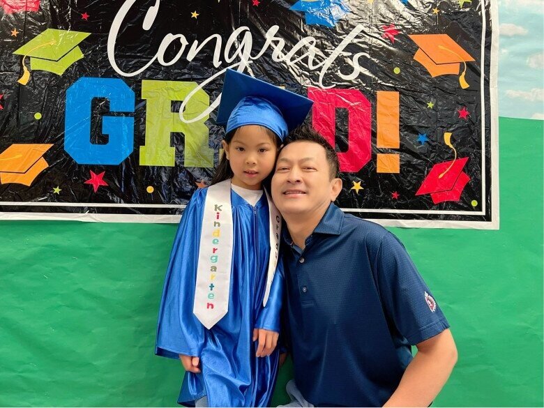 Con gái Thanh Thảo được khen ngợi là nhóc tỳ vừa xinh xắn, ngoan ngoãn lại đa tài.