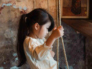 Yêu con - "Mẹ ơi, nhà mình giàu hay nghèo?", câu trả lời chuẩn văn mẫu giúp đứa trẻ thành công trong tương lai