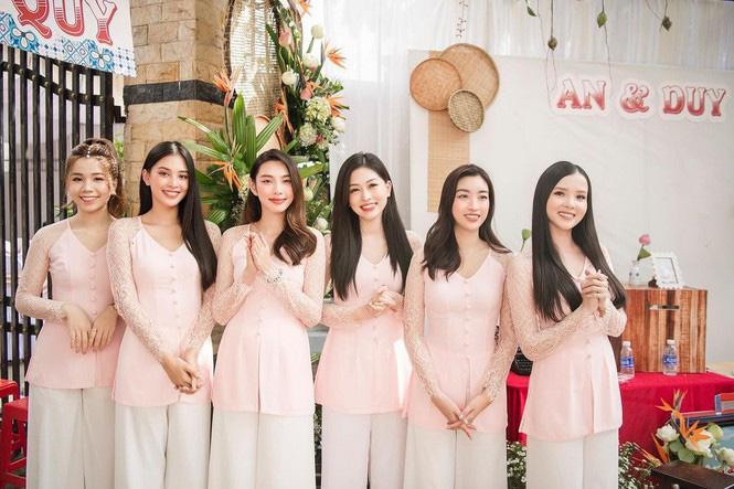 Người đẹp miền Tây được chồng Tiến sĩ chèo xuồng đem 13 cây vàng hỏi cưới, giờ làm mẹ vừa đẹp vừa sang - 2