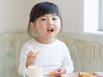 Yêu con - Xu hướng tạo ngọt an toàn cho trẻ: Hội mẹ Gen Z đang chọn gì?