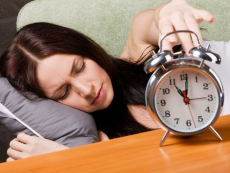 Sức khỏe - Ngủ nướng có phải là cách tốt nhất để hồi phục sức khỏe trong dịp Tết? 10 người trả lời thì hết 9 chọn sai