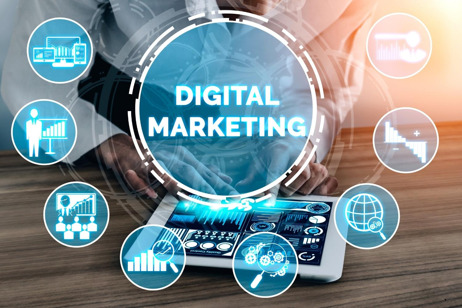 Trong những năm qua, Digital Marketing là lĩnh vực HOT, thu hút sự quan tâm của sinh viên.