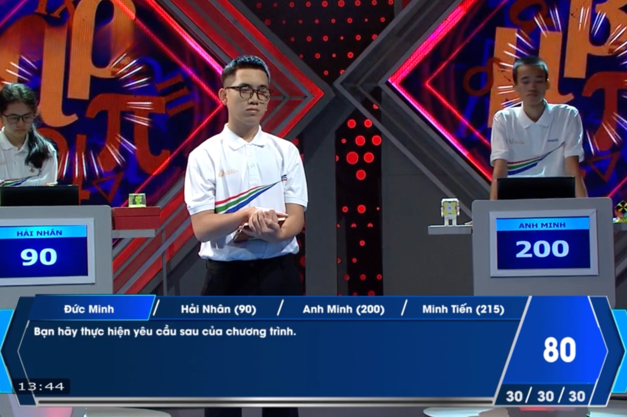 Đức Minh bước vào phần thi Về đích với tâm thế “chơi hết mình”.