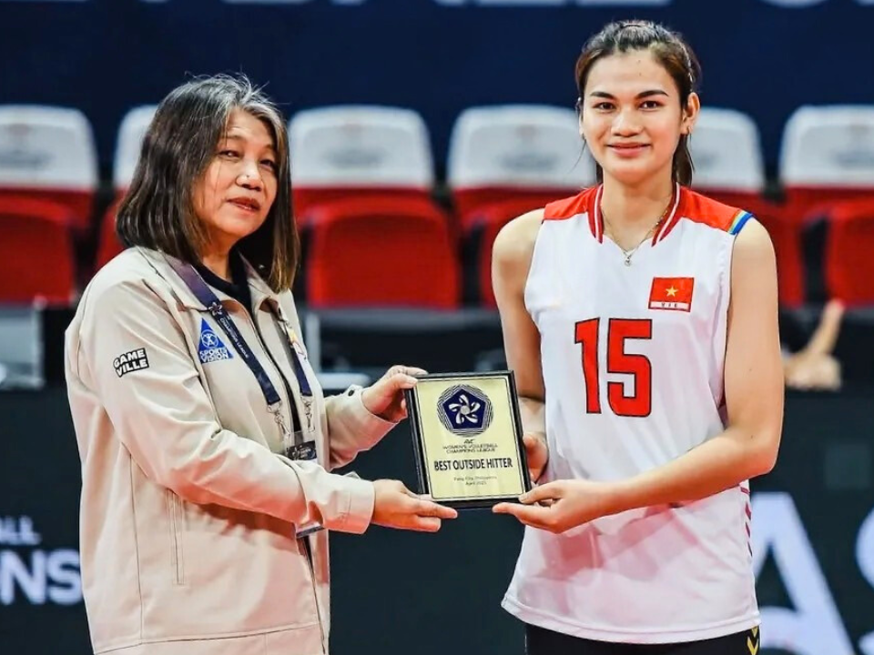 Từ cô bé chân trần trên đất núi Nghệ An đến hình ảnh một chủ công tự tin thi đấu ở sân chơi quốc tế, Như Quỳnh đang từng bước khẳng định mình như niềm hy vọng mới của bóng chuyền nữ Việt Nam.