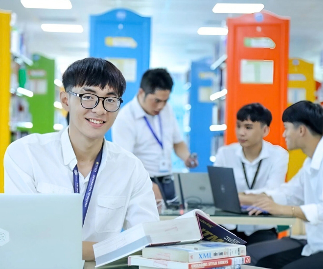 Ngành Vật lý kỹ thuật đào tạo bậc cử nhân có đầy đủ kiến thức chuyên môn về lĩnh vực Vật lý và có khả năng vận dụng các kiến thức chuyên môn để giải quyết các vấn đề thực tiễn liên quan đến đo lường, phân tích kỹ thuật, chế tạo vật liệu mới.