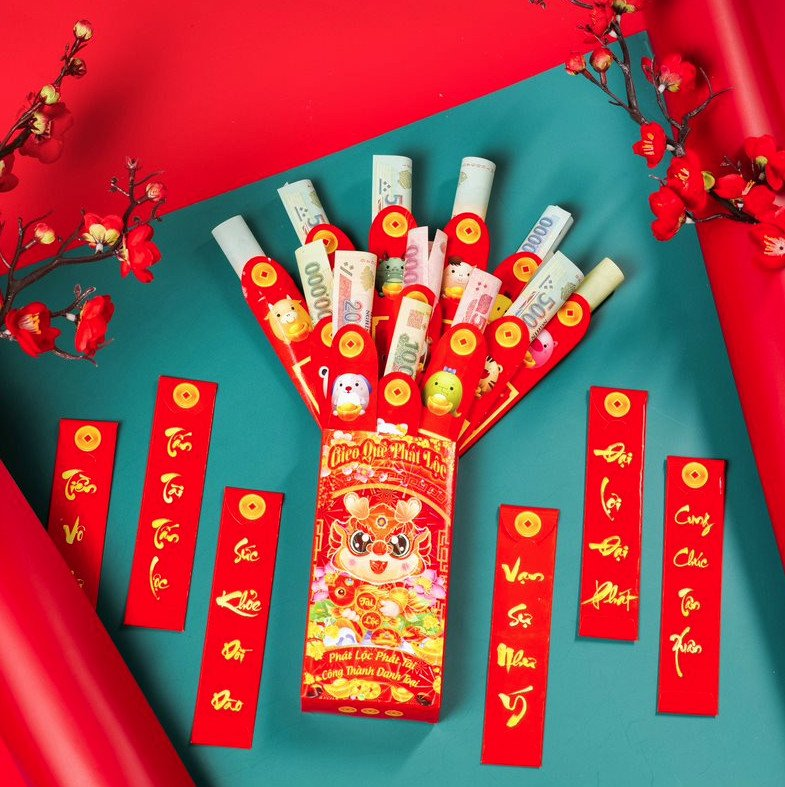 Bao lì xì mẫu gieo quẻ với giá chỉ từ 50.000 đồng nhưng mang lại nhiều điều thú vị cho người nhận.
