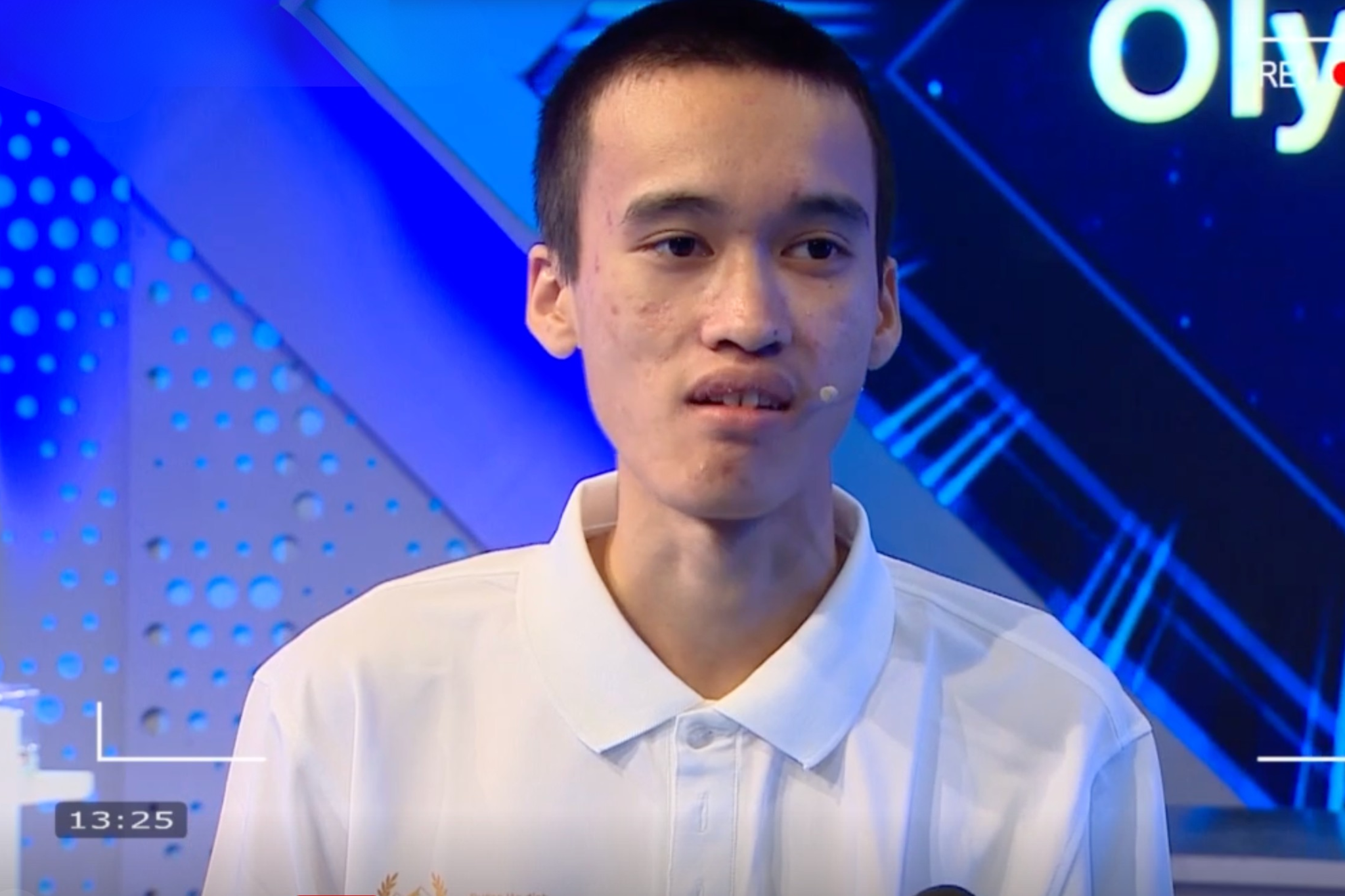 Anh Minh là người giải được từ khóa trong cuộc thi Tháng.