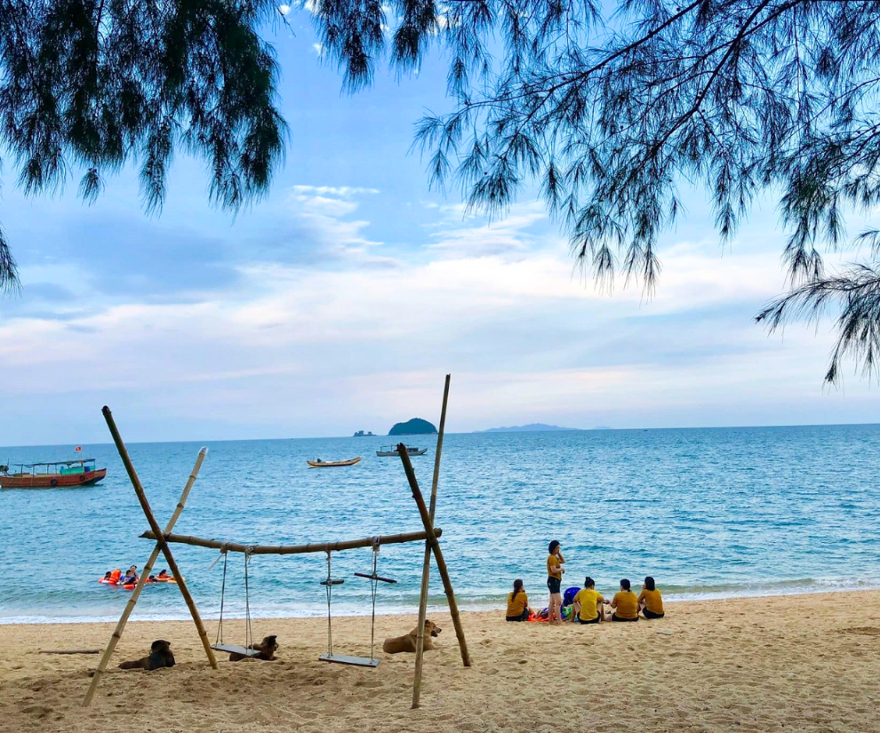 5 Hòn Đảo Du Lịch Dự Đoán Hot Trong Năm 2026, Toàn Điểm Đến Chữa Lành, Thắng Cảnh Nào Lên Ảnh Cũng Triệu Tim Dự Đoán Hòn Đảo Này Trong Năm 2026 Sẽ Là Điểm Đến Được Nhiều Người Ưa Thích Vì Không Quá Xa Trung Tâm, Không Khí Yên Bình, Hòa Mình Cùng Thiên Nhiên.