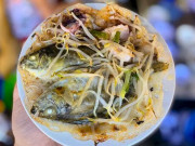 Lifestyle - Khám phá món bánh ở Huế có tên lạ ít ai biết, phần nhân “chẳng giống ai” và cách bán độc đáo gây tò mò