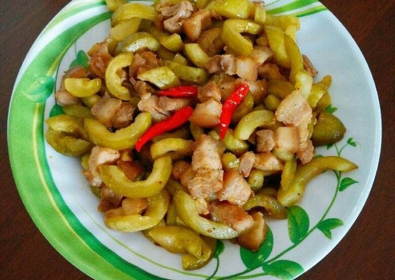 M&oacute;n dưa gang muối kho thịt ba chỉ &ndash; m&oacute;n ăn ngon, cần ăn vừa phải