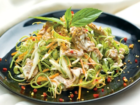 Đâu là loại rau dễ ngậm hóa chất, lại là ổ chứa ký sinh trùng nhưng người Việt rất ưa chuộng?