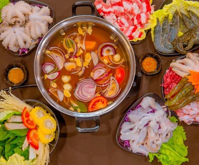 Khi ăn thịt bò cần hạn chế kết hợp với các loại hải sản, trong đó tuyệt đối không nấu hay ăn cùng lươn. Ảnh minh họa. 