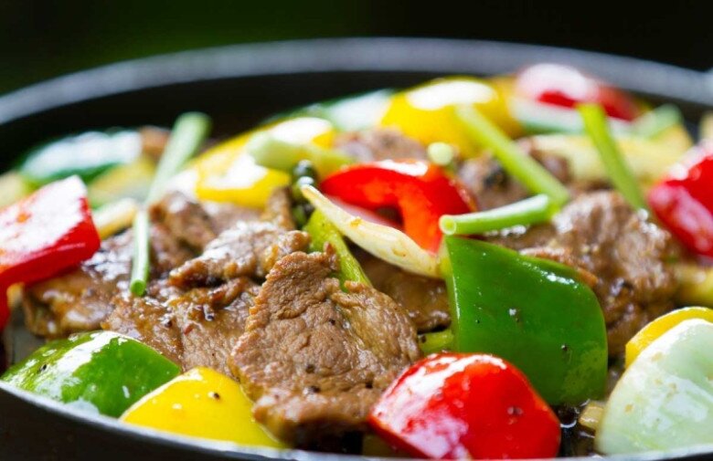 Thịt bò nên kết hợp cùng thực phẩm giàu vitamin C để nhân đôi giá trị dinh dưỡng. Ảnh minh họa. 